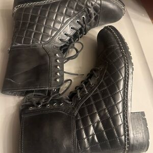 Stylish Black Quilted women’s  Boots